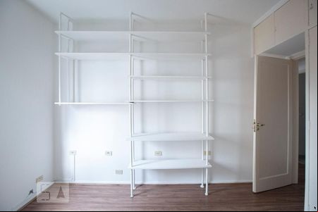 Quarto 1 de apartamento para alugar com 3 quartos, 90m² em Itaim Bibi, São Paulo
