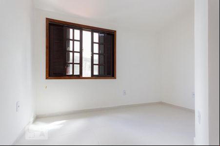 Quarto 2 (2º andar) de casa de condomínio para alugar com 2 quartos, 100m² em Taquara, Rio de Janeiro