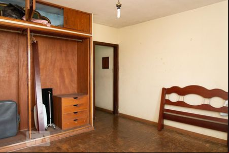 Quarto 1 de casa à venda com 5 quartos, 250m² em Parque Sao Lucas, São Paulo