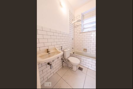 Banheiro de apartamento à venda com 1 quarto, 50m² em Jardim Botânico, Rio de Janeiro