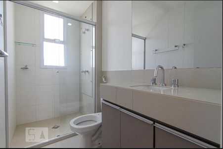 Banheiro da Suíte de apartamento à venda com 2 quartos, 80m² em Caiçaras, Belo Horizonte