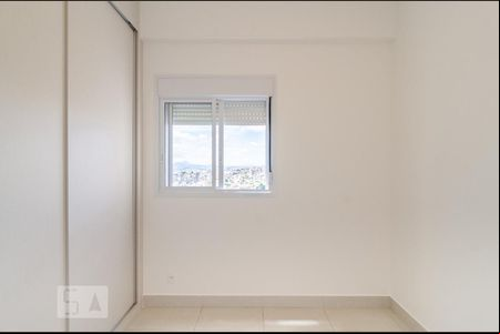 Quarto de apartamento à venda com 2 quartos, 80m² em Caiçaras, Belo Horizonte