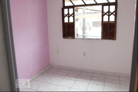 Quarto 1 de casa para alugar com 2 quartos, 60m² em Itapuã, Salvador