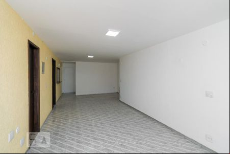 Sala de casa de condomínio à venda com 3 quartos, 115m² em Brás de Pina, Rio de Janeiro