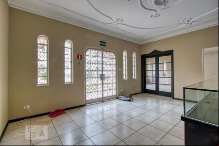 Sala 1 de casa para alugar com 5 quartos, 380m² em Centro, Curitiba