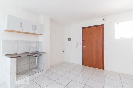 Sala/Cozinha de apartamento para alugar com 1 quarto, 55m² em Navegantes, Porto Alegre