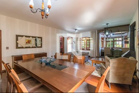 Sala de casa de condomínio para alugar com 4 quartos, 394m² em Alphaville, Santana de Parnaíba