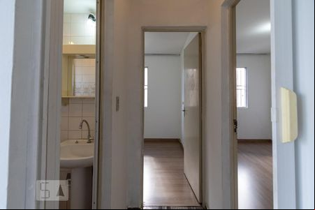 Corredor de apartamento à venda com 2 quartos, 50m² em Jardim Umarizal, São Paulo