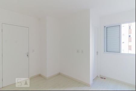 Suíte de apartamento para alugar com 2 quartos, 58m² em Jardim Flor da Montanha, Guarulhos
