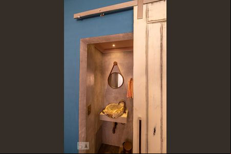 Lavabo de apartamento para alugar com 2 quartos, 55m² em Sumaré, São Paulo