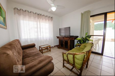 Sala de apartamento para alugar com 2 quartos, 150m² em Ingleses Norte, Florianópolis