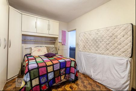 Quarto 1 de casa à venda com 2 quartos, 190m² em Jardim Moncoes, Santo André