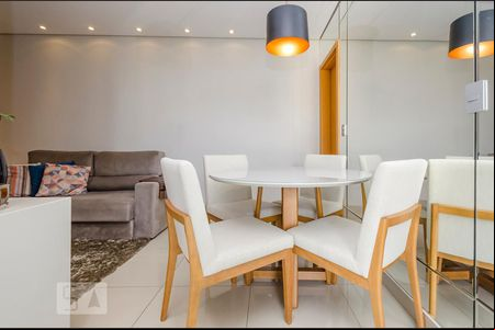 Sala de apartamento para alugar com 2 quartos, 63m² em Buritis, Belo Horizonte