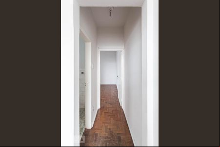 Corredor de apartamento para alugar com 2 quartos, 65m² em Centro, Belo Horizonte