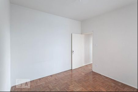 Quarto  de apartamento para alugar com 2 quartos, 65m² em Centro, Belo Horizonte