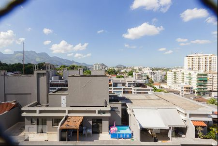 Vista de apartamento para alugar com 2 quartos, 60m² em Tanque, Rio de Janeiro
