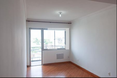 Sala de apartamento para alugar com 1 quarto, 60m² em Taquara, Rio de Janeiro