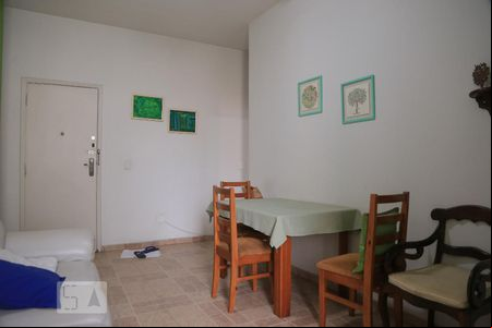 Sala de apartamento para alugar com 2 quartos, 67m² em Vila Isabel, Rio de Janeiro