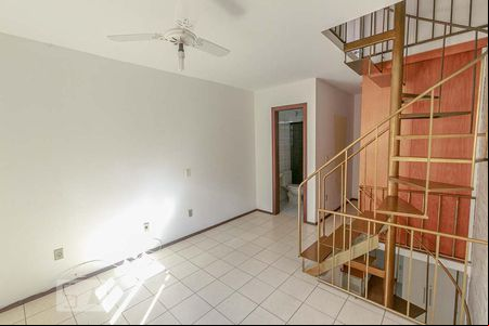 Quarto de casa à venda com 2 quartos, 100m² em Camaquã, Porto Alegre