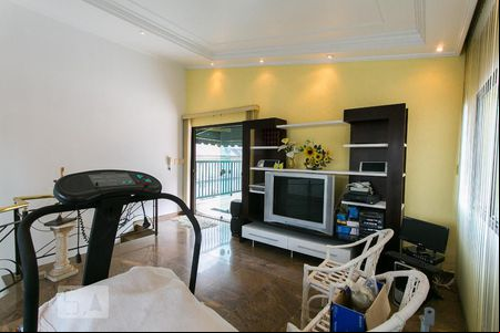 Sala 2 de casa para alugar com 3 quartos, 600m² em Mooca, São Paulo