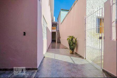 Entrada de casa para alugar com 3 quartos, 230m² em Chácara Inglesa, São Paulo