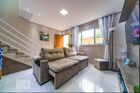 Sala de casa de condomínio à venda com 3 quartos, 140m² em Vila Curuçá, Santo André