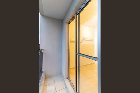 Varanda da Sala de apartamento para alugar com 2 quartos, 54m² em Vila Liviero, São Paulo