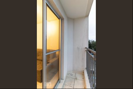 Varanda da Sala de apartamento para alugar com 2 quartos, 54m² em Vila Liviero, São Paulo