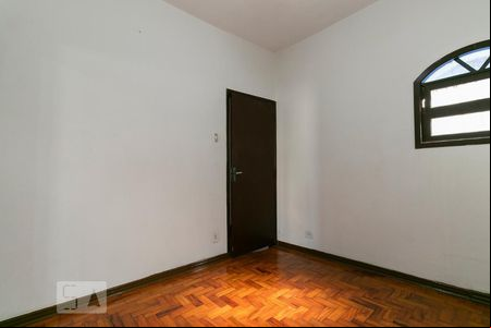 Quarto 1 de casa para alugar com 2 quartos, 82m² em Vila Prudente, São Paulo