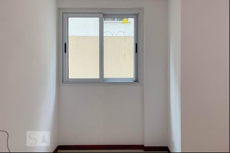 Sala de apartamento para alugar com 1 quarto, 85m² em Vila Isabel, Rio de Janeiro