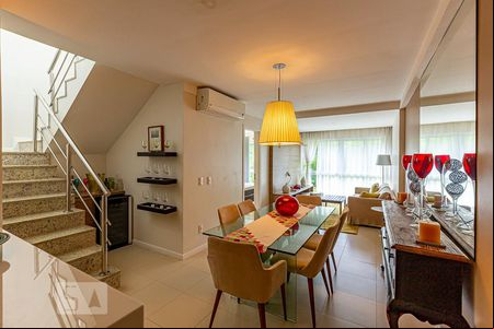 Sala de apartamento para alugar com 2 quartos, 120m² em Ondina, Salvador