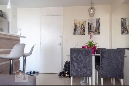 Sala de apartamento para alugar com 2 quartos, 50m² em Anil, Rio de Janeiro