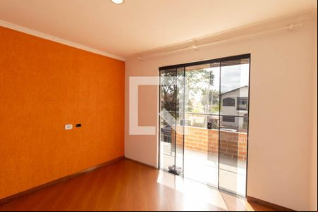 Sala de casa para alugar com 3 quartos, 75m² em Cajuru, Curitiba