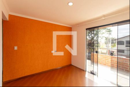 Sala de casa para alugar com 3 quartos, 75m² em Cajuru, Curitiba