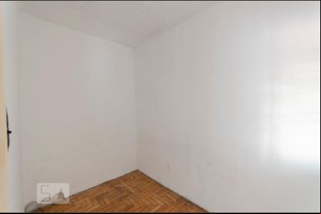 Quarto 1 de casa para alugar com 2 quartos, 50m² em Vila Ré, São Paulo