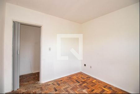 Quarto 2 de apartamento para alugar com 2 quartos, 78m² em Humaitá, Porto Alegre