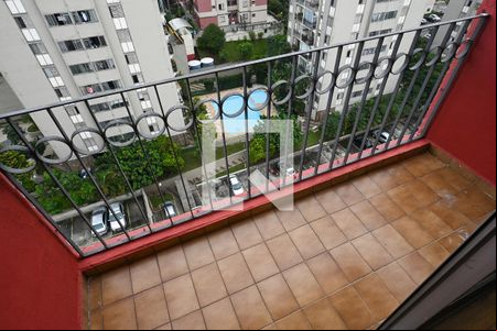 Varanda de apartamento à venda com 2 quartos, 58m² em Jardim São Savério, São Paulo
