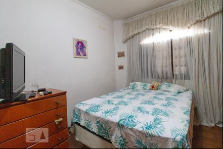 Quarto 1 de casa para alugar com 5 quartos, 351m² em Jardim Roberto, Osasco
