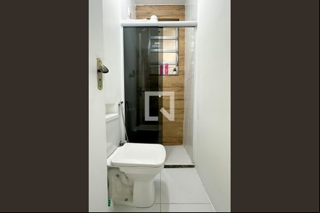 Banheiro de apartamento para alugar com 1 quarto, 45m² em Botafogo, Rio de Janeiro