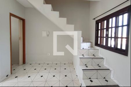 Sala  de casa de condomínio para alugar com 2 quartos, 64m² em Jardim Novo Campos Elíseos, Campinas