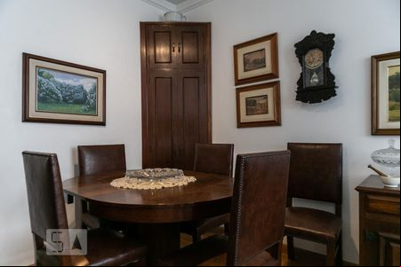 Sala de apartamento para alugar com 2 quartos, 110m² em Gonzaga, Santos