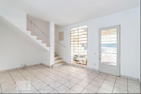 Sala de casa de condomínio para alugar com 2 quartos, 150m² em Ipiranga, São Paulo