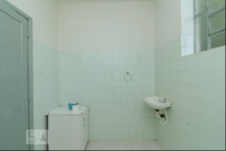BANHEIRO SOCIAL de casa para alugar com 3 quartos, 97m² em Fonseca, Niterói