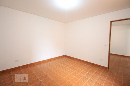 Quarto de casa para alugar com 1 quarto, 50m² em Vila Santa Catarina, São Paulo