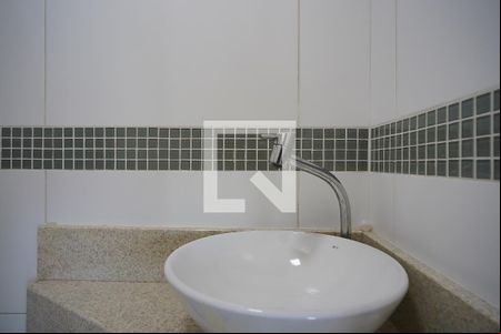 Sala - Lavabo de kitnet/studio para alugar com 1 quarto, 47m² em Petrópolis, Porto Alegre