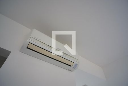 Sala de kitnet/studio para alugar com 1 quarto, 47m² em Petrópolis, Porto Alegre