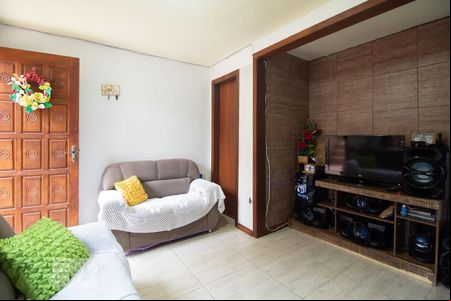 Sala de casa à venda com 3 quartos, 100m² em o das Pedras, Porto Alegre