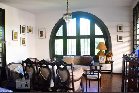 Sala de casa de condomínio para alugar com 3 quartos, 250m² em Pituaçu, Salvador