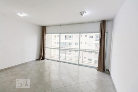 Sala Quarto de apartamento para alugar com 1 quarto, 42m² em Barra Funda, São Paulo