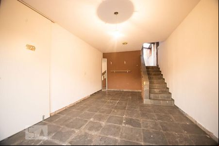 garagem de casa para alugar com 3 quartos, 165m² em Parque Residencial Vila União, Campinas